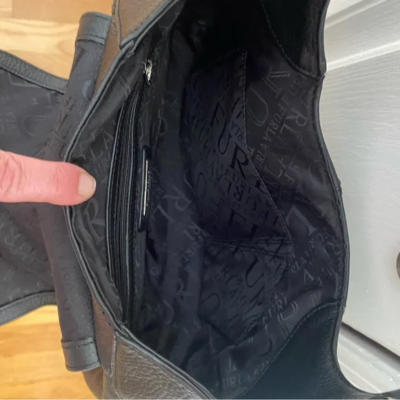 Furla Shoulder Bag Black Pebbled Leather - Picture 5 of 16